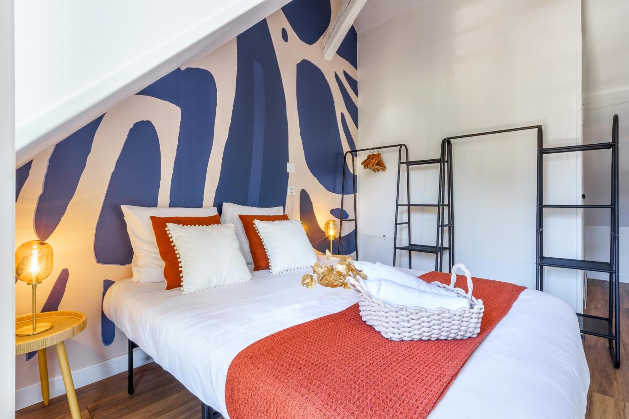 Maisonnette Bleu Horizon Avec Jardin - 2Min Gare - Serenito Homes Saint-Just-en-Chaussee Bagian luar foto